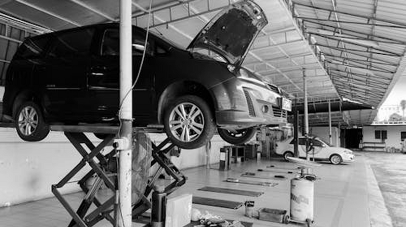 The Garage Upgrade Guide: Finding the Right Double Car Lift